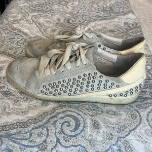 Dolce Vita Nino Studded Sneaker Size 8.5